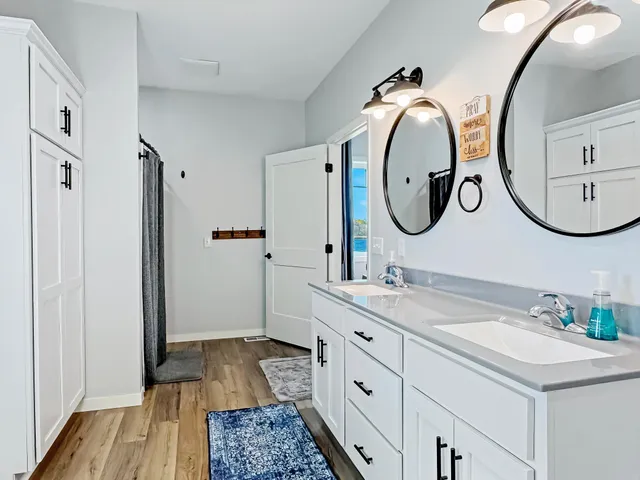 $505,000 | 3010 Eastbay Avenue, Balaton, MN 56115