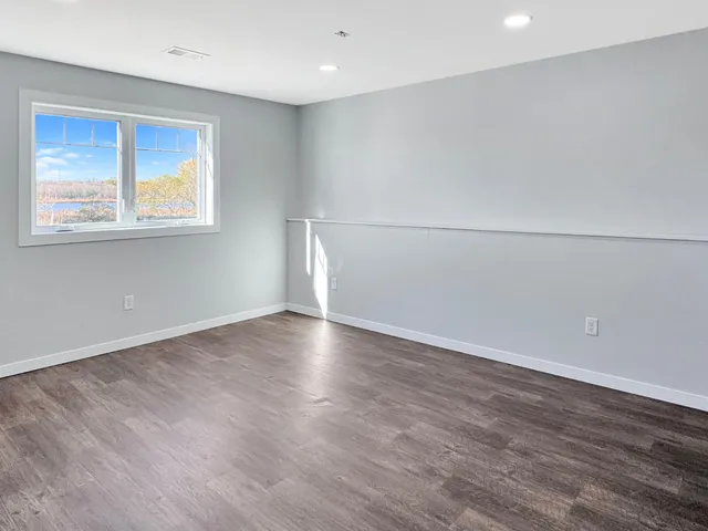 $505,000 | 3010 Eastbay Avenue, Balaton, MN 56115