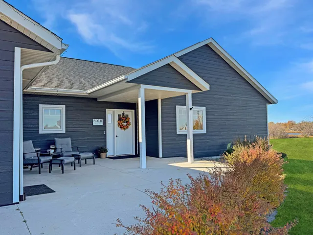 $505,000 | 3010 Eastbay Avenue, Balaton, MN 56115