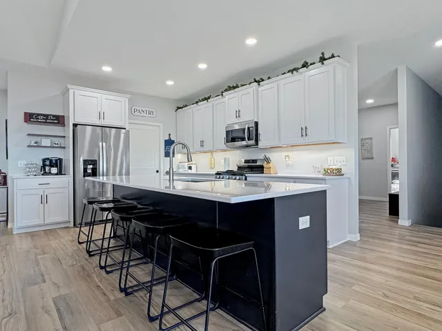 $505,000 | 3010 Eastbay Avenue, Balaton, MN 56115