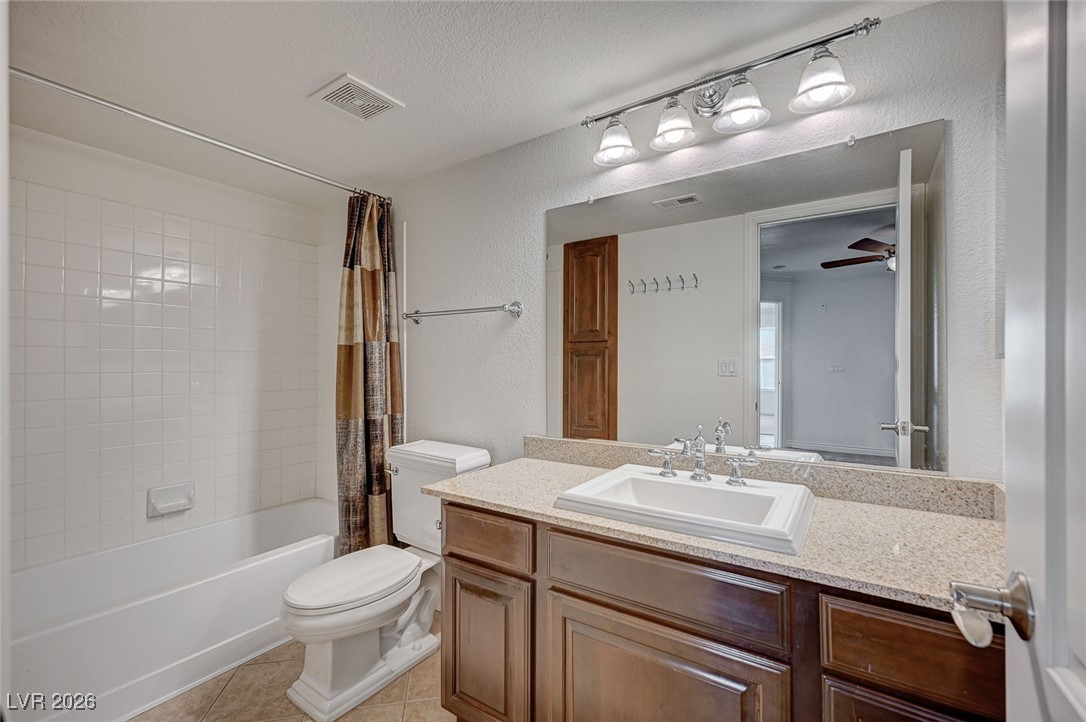 8101 West Flamingo Road, Unit 2109 Las Vegas, NV 89147 - Photo 14 of 40 Primary Bathroom