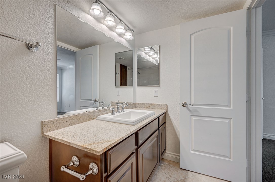 8101 West Flamingo Road, Unit 2109 Las Vegas, NV 89147 - Photo 15 of 40 Primary Bathroom