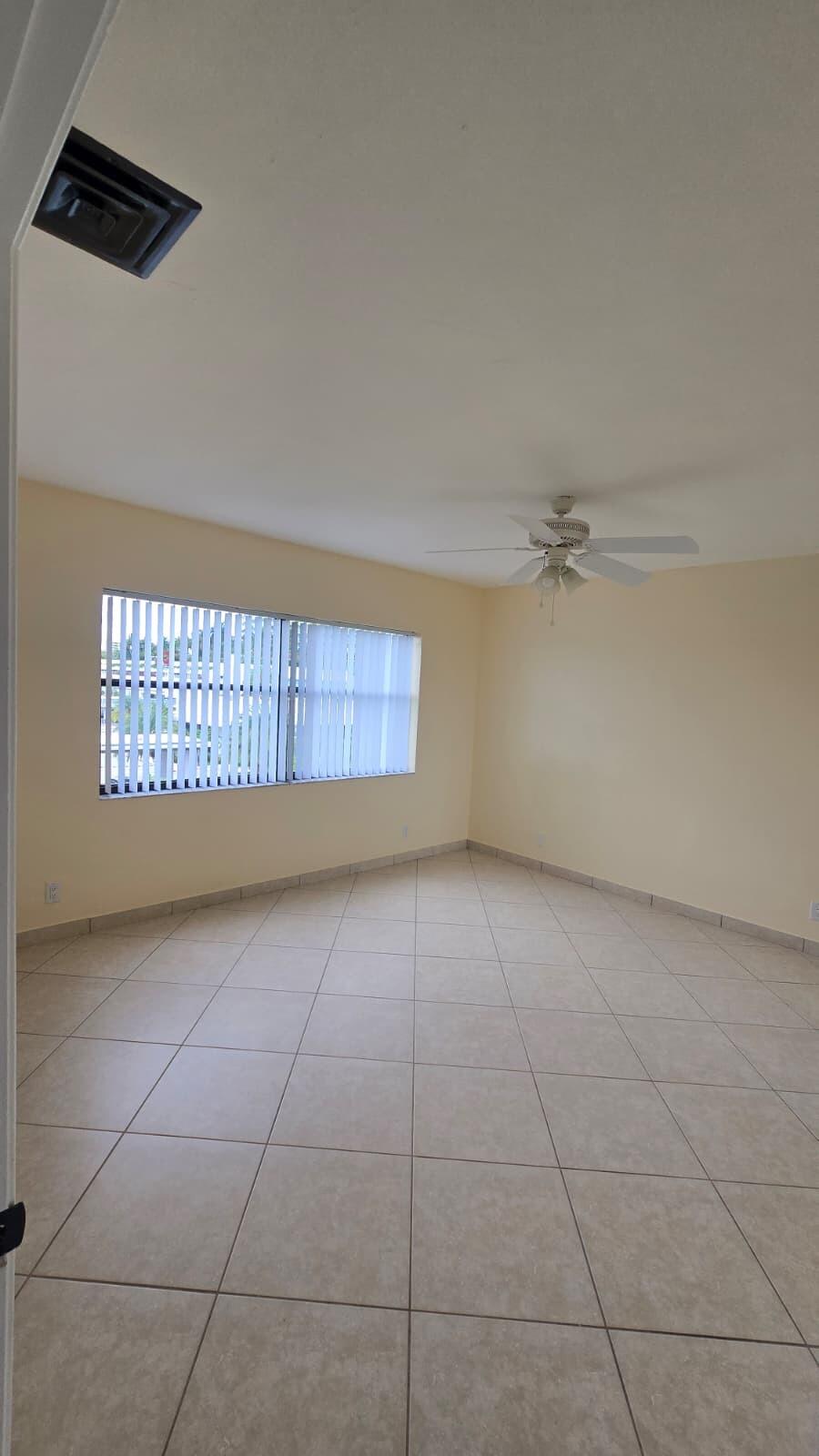 105 South Riverside Drive, Unit 402 Pompano Beach, FL 33062 - Photo 19 of 43 PHOTO-2026-06-09-17-06-14 2