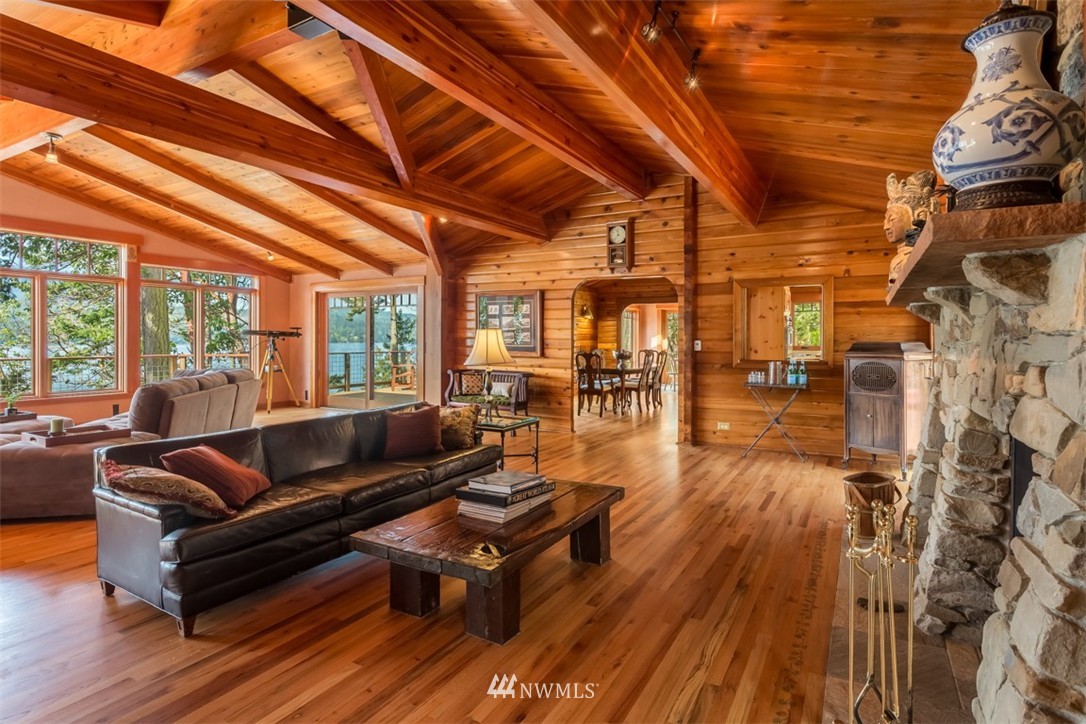 1485 East Sequim Bay Road Sequim, WA 98382 - Photo 6 of 25 a outdoor living space with patio furniture