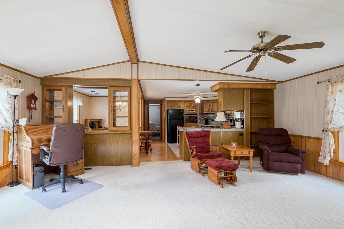 58 Monadnock Drive Rochester, NH 03867 - Photo 6 of 32