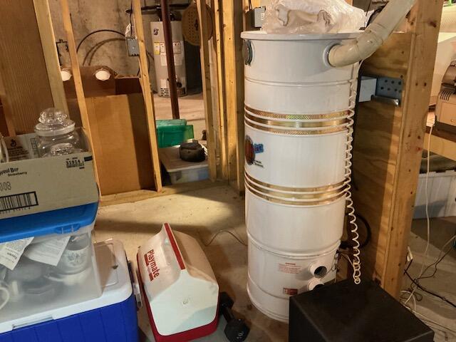 544 Cotuit Road Marstons Mills, MA 02648 - Photo 38 of 52 a utility room with dryer and washer