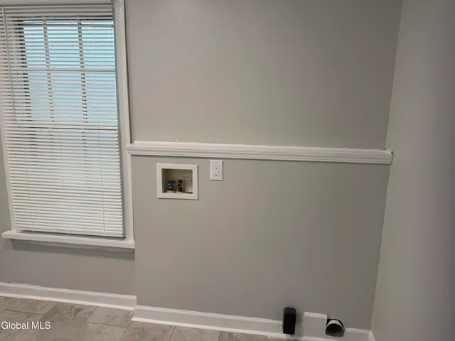 $1,500 | 528 4th Avenue, Unit 2, Troy, NY 12182