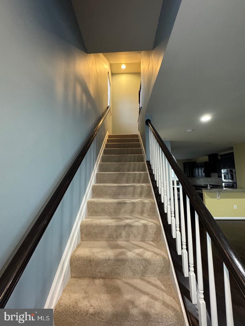 7925 Alchemy Way Elkridge, MD 21075 - Photo 31 of 46 a view of entryway