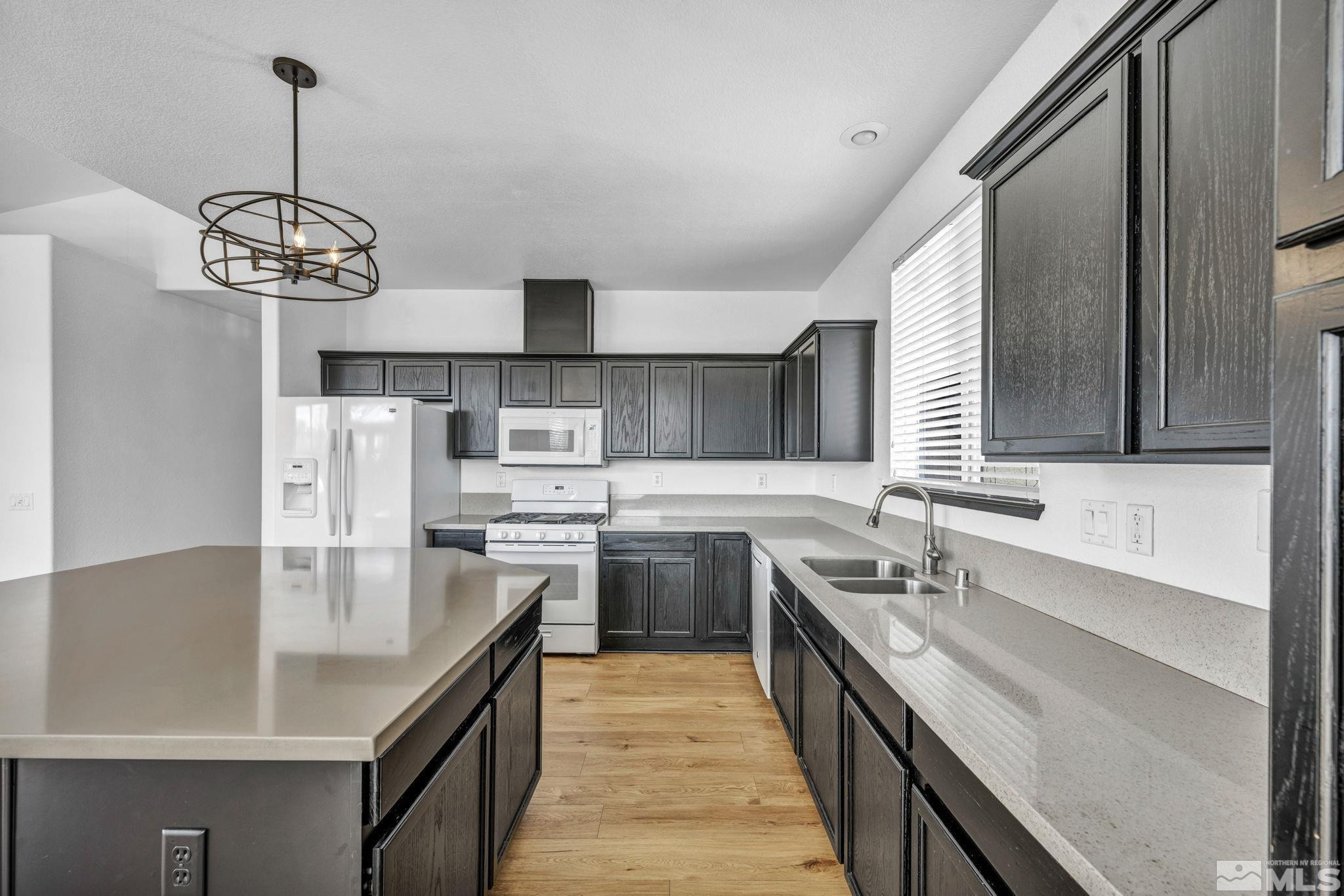 21102 Mt Evans Drive Reno, NV 89508 - Photo 15 of 40 Photo 15