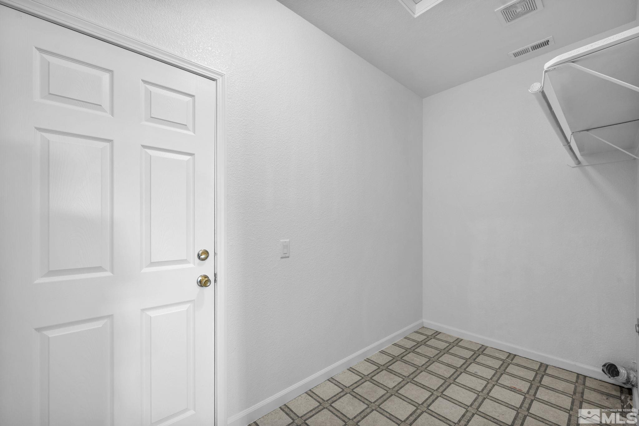 21102 Mt Evans Drive Reno, NV 89508 - Photo 35 of 40 Photo 35