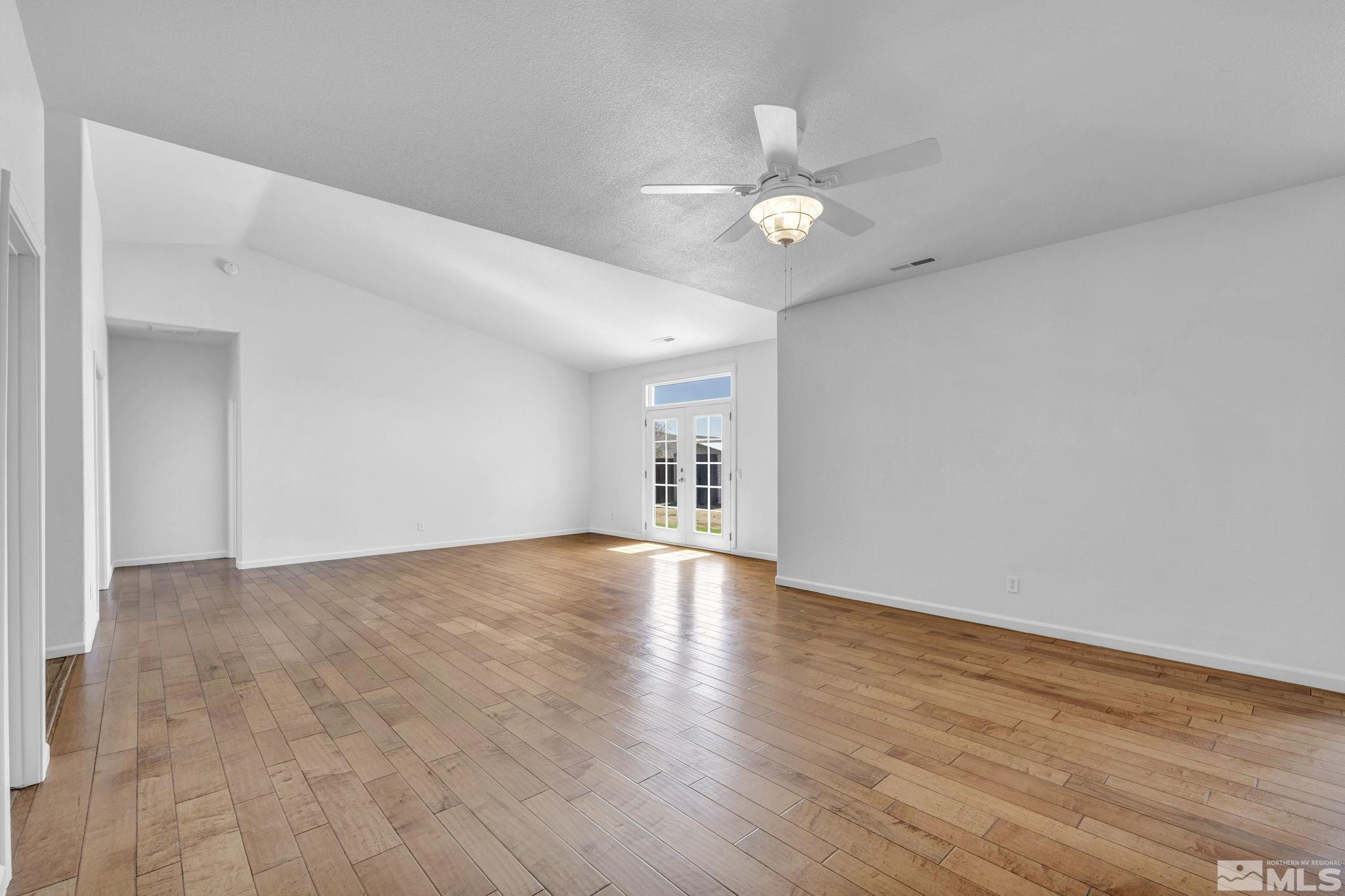 21102 Mt Evans Drive Reno, NV 89508 - Photo 7 of 40 Photo 7