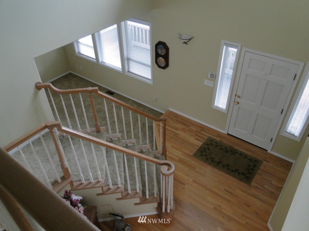269 Jericho Avenue Northeast Renton, WA 98059 - Photo 2 of 15 Gallery Image 2
