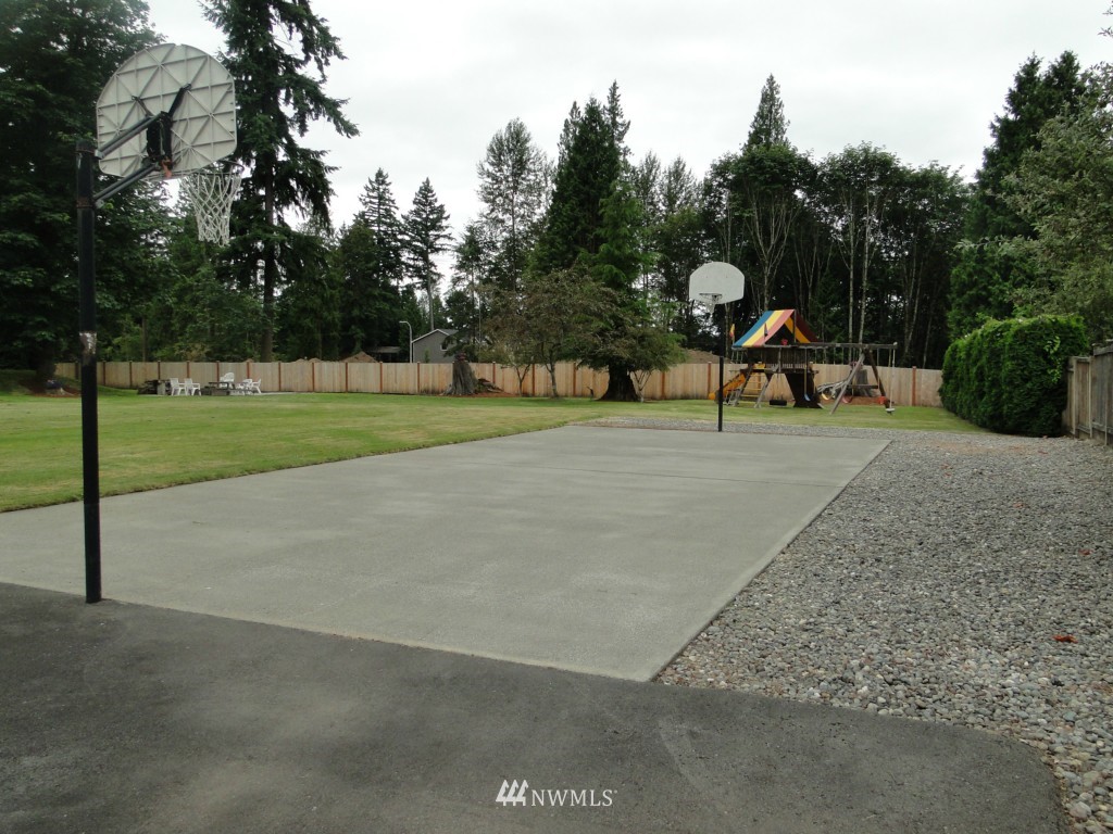 269 Jericho Avenue Northeast Renton, WA 98059 - Photo 13 of 15 Gallery Image 13