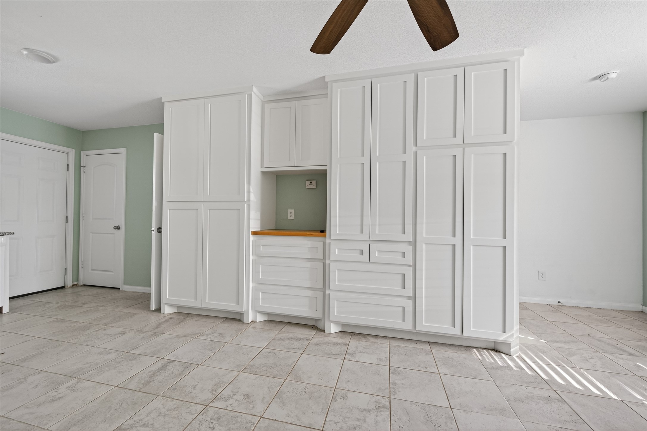 15149 Austin Road Willis, TX 77378 - Photo 9 of 31