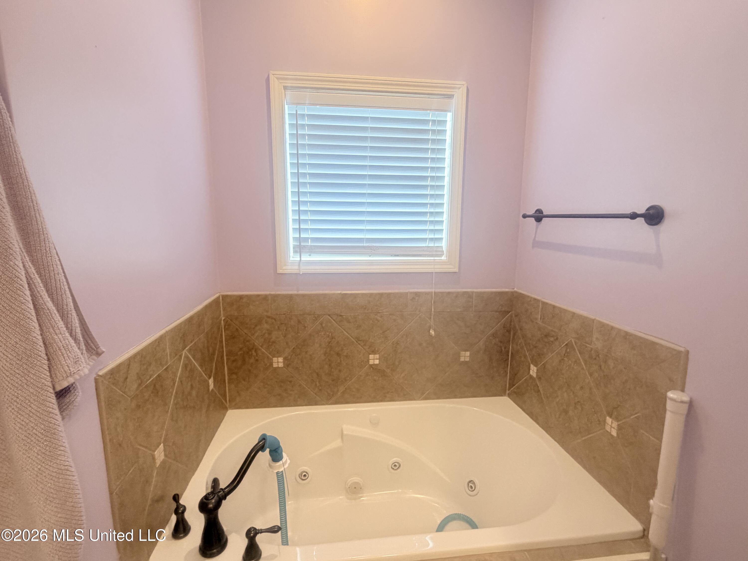 401 Roxbury Place Florence, MS 39073 - Photo 18 of 41 IMG_2136