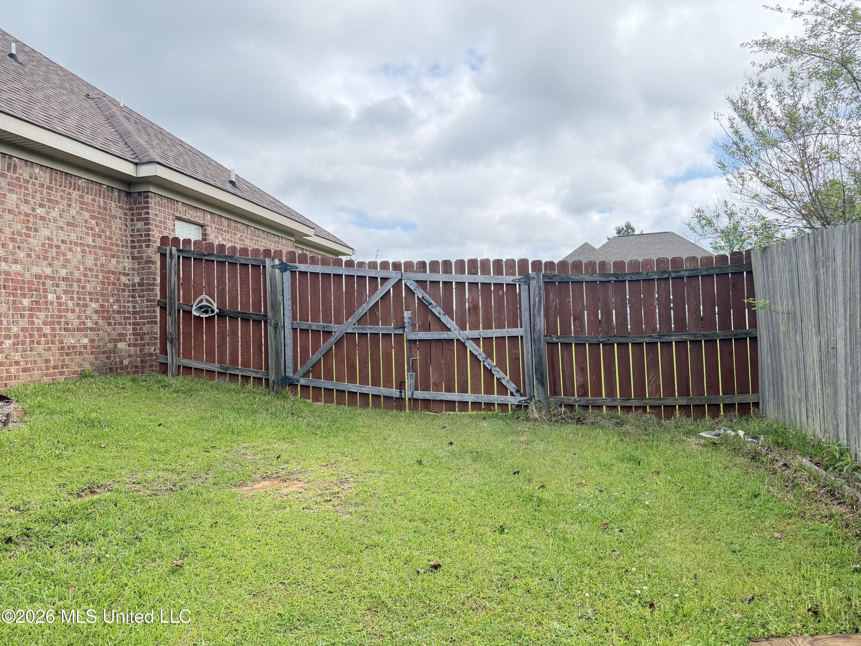 401 Roxbury Place Florence, MS 39073 - Photo 35 of 41 IMG_2169