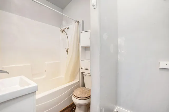 $169,900 | 760 South Roth Street, Reed City, MI 49677