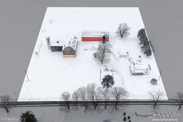 $339,000 | 107 Hawley Highway, Saranac, MI 48881