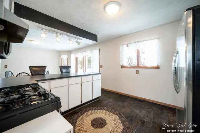 $339,000 | 107 Hawley Highway, Saranac, MI 48881