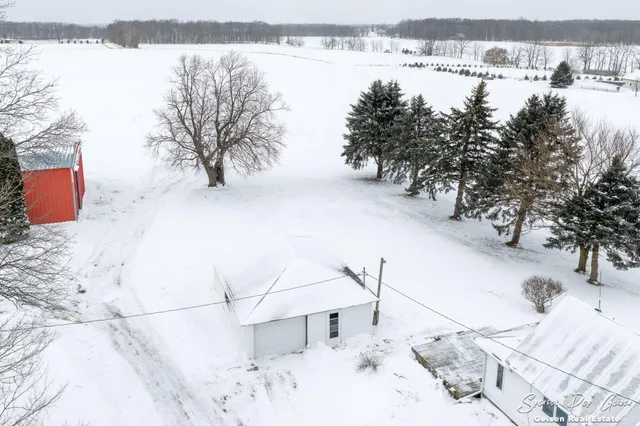 $339,000 | 107 Hawley Highway, Saranac, MI 48881