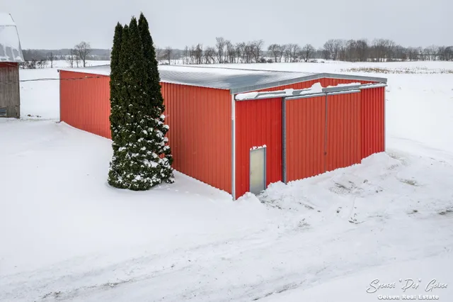 $339,000 | 107 Hawley Highway, Saranac, MI 48881