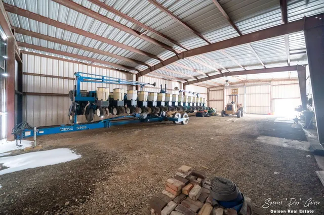 $339,000 | 107 Hawley Highway, Saranac, MI 48881