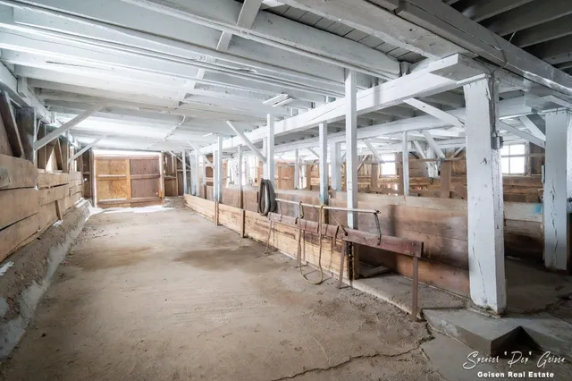 $339,000 | 107 Hawley Highway, Saranac, MI 48881