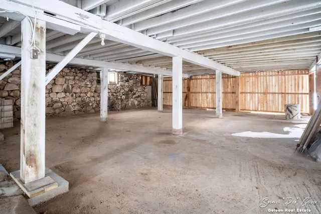 $339,000 | 107 Hawley Highway, Saranac, MI 48881