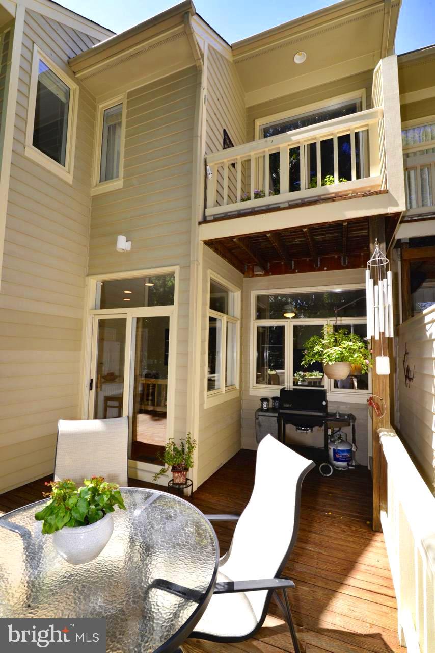 11518 Hemingway Drive Reston, VA 20194 - Photo 26 of 66 More views of the deck & private master balcony