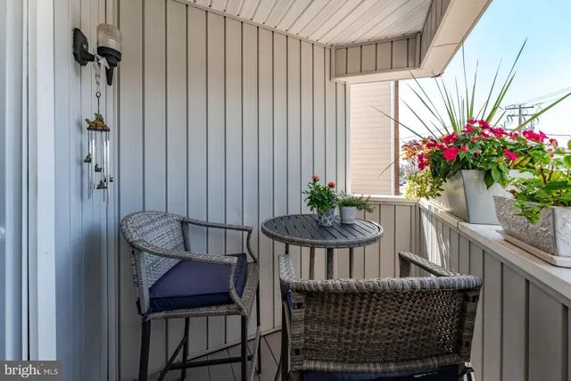 $1,495,000 | 104 South Monroe Avenue, Margate City, NJ 08402