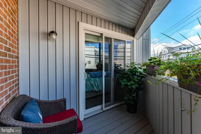 $1,495,000 | 104 South Monroe Avenue, Margate City, NJ 08402