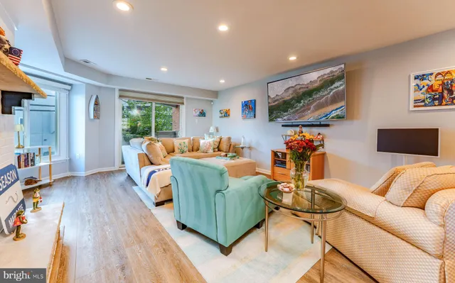 $1,495,000 | 104 South Monroe Avenue, Margate City, NJ 08402