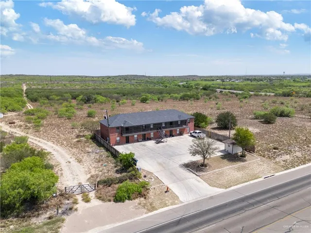 $395,000 | 1872 Highway 83, Roma, TX 78584