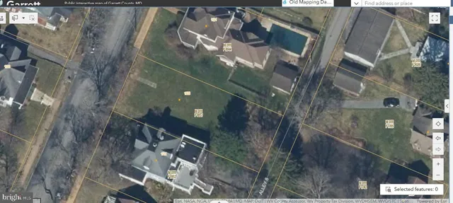 $115,000 | 125 North 2nd St Extension, Oakland, MD 21550