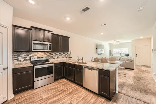 $289,900 | 14513 Prairie Sod Lane, Elgin, TX 78621