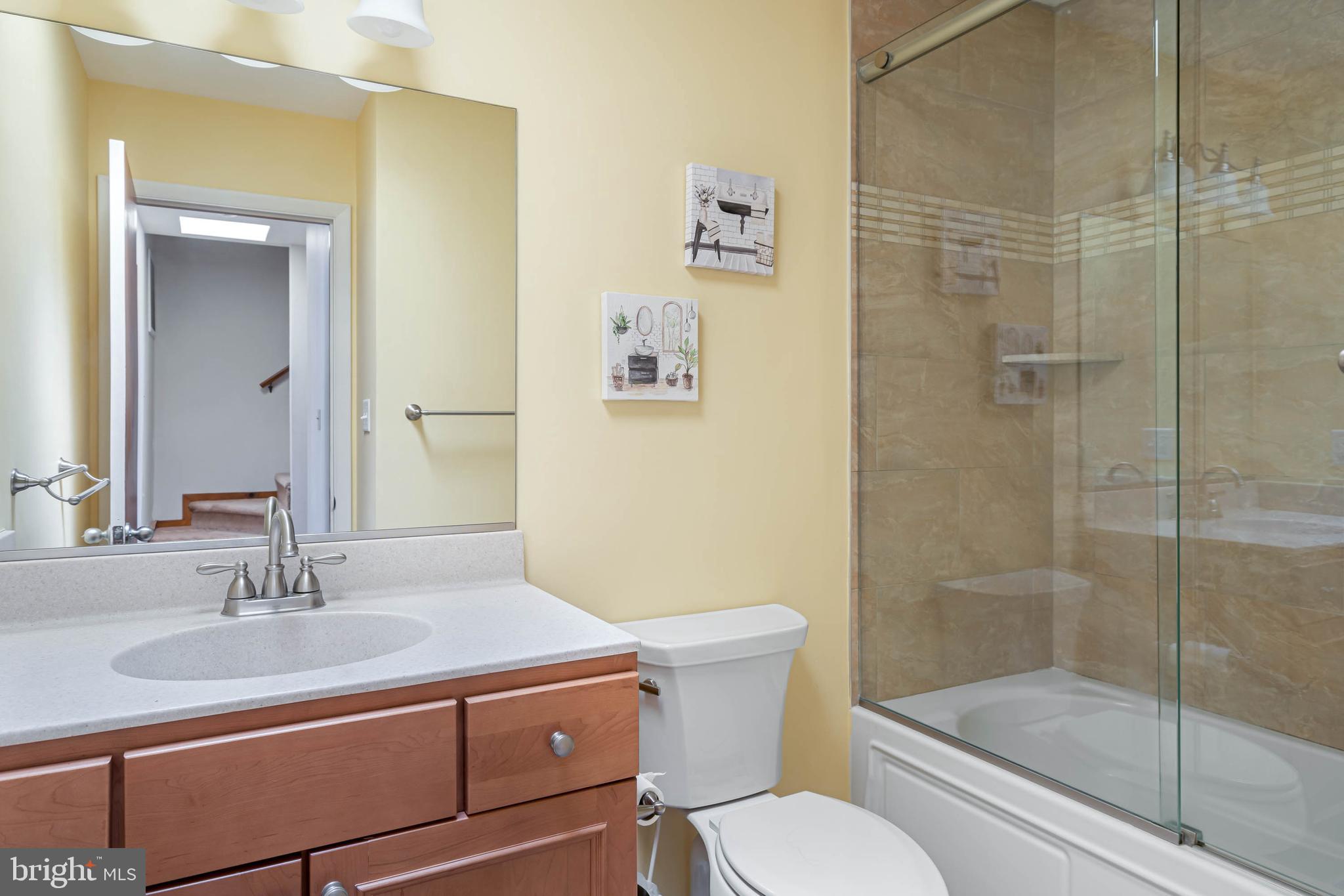29155 Ocean Road, Unit 4 Bethany Beach, DE 19930 - Photo 39 of 63 Shared Bathroom for 2 guest Bedrooms