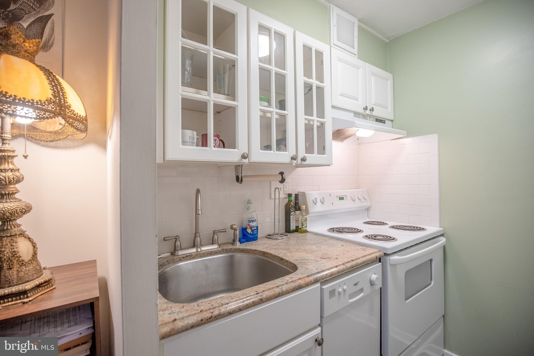 224 West Rittenhouse Square, Unit 1603 Philadelphia, PA 19103 - Photo 12 of 17