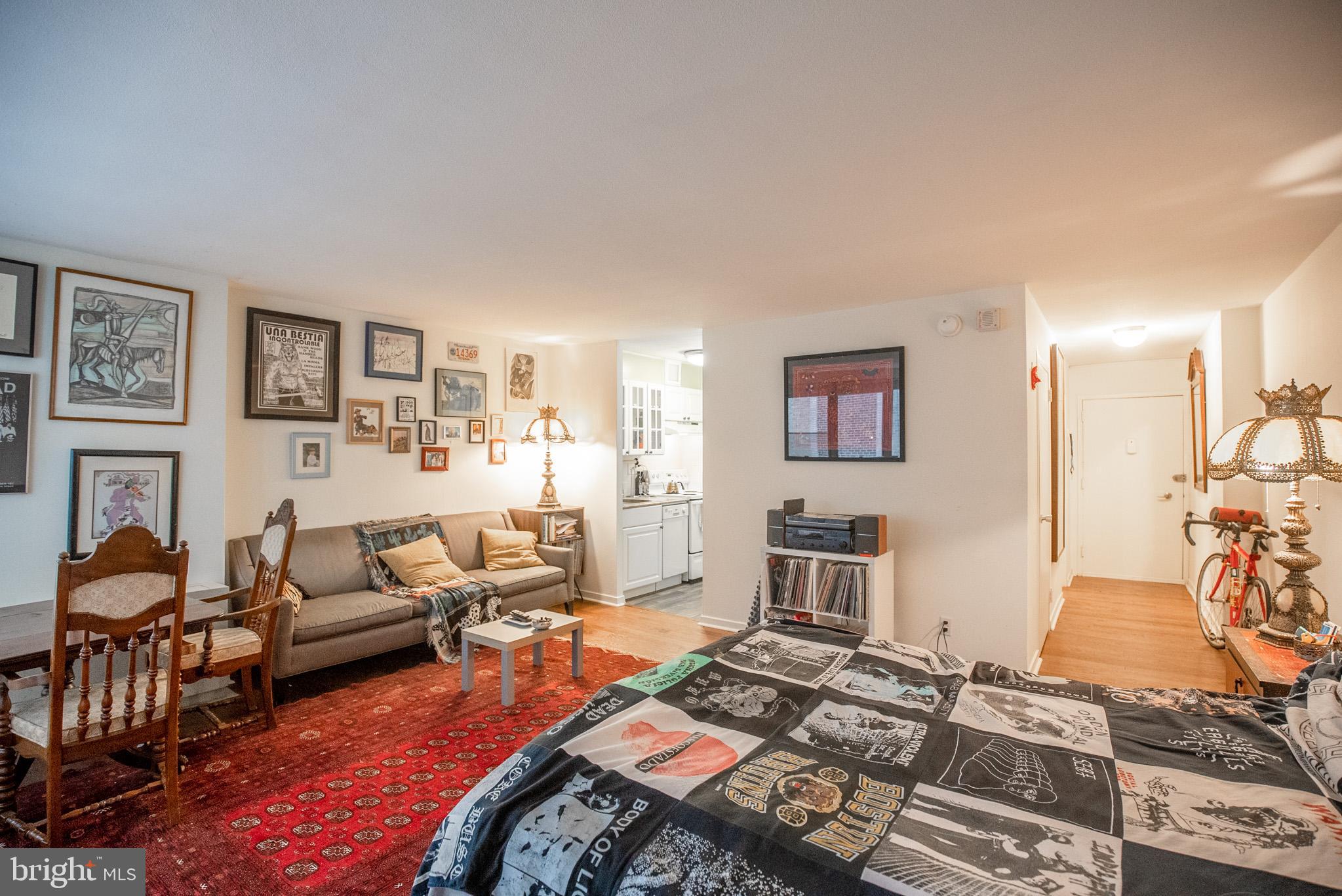 224 West Rittenhouse Square, Unit 1603 Philadelphia, PA 19103 - Photo 13 of 17