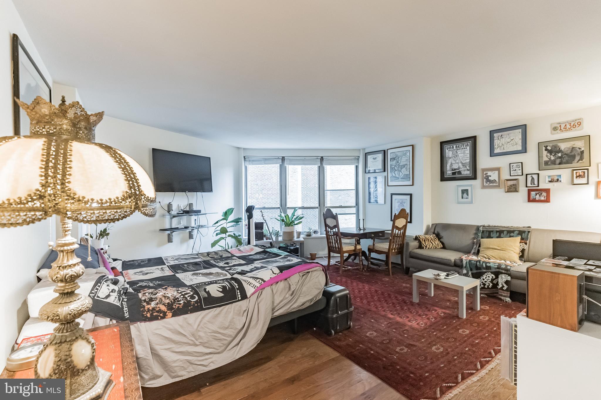 224 West Rittenhouse Square, Unit 1603 Philadelphia, PA 19103 - Photo 4 of 17