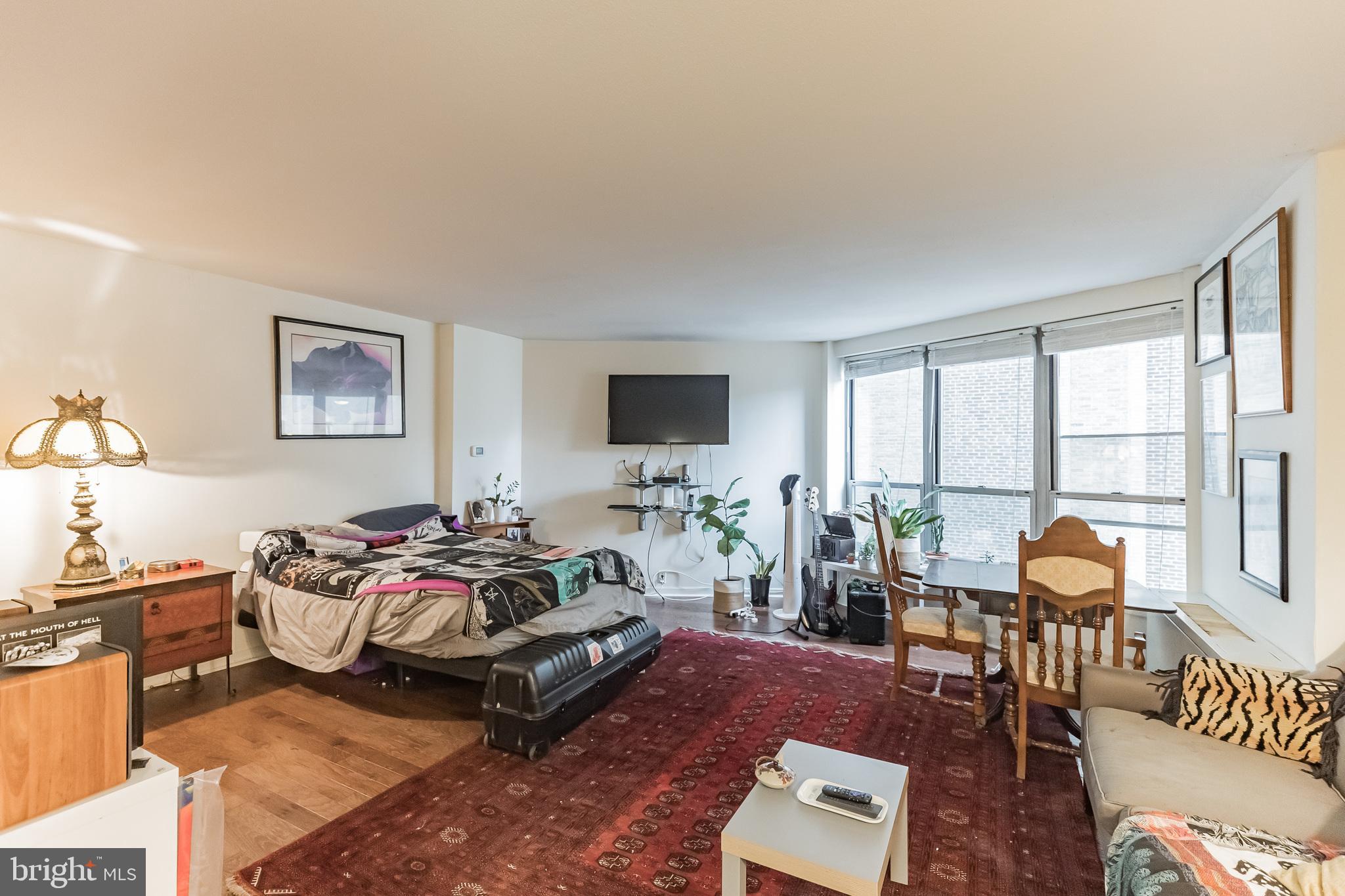 224 West Rittenhouse Square, Unit 1603 Philadelphia, PA 19103 - Photo 5 of 17