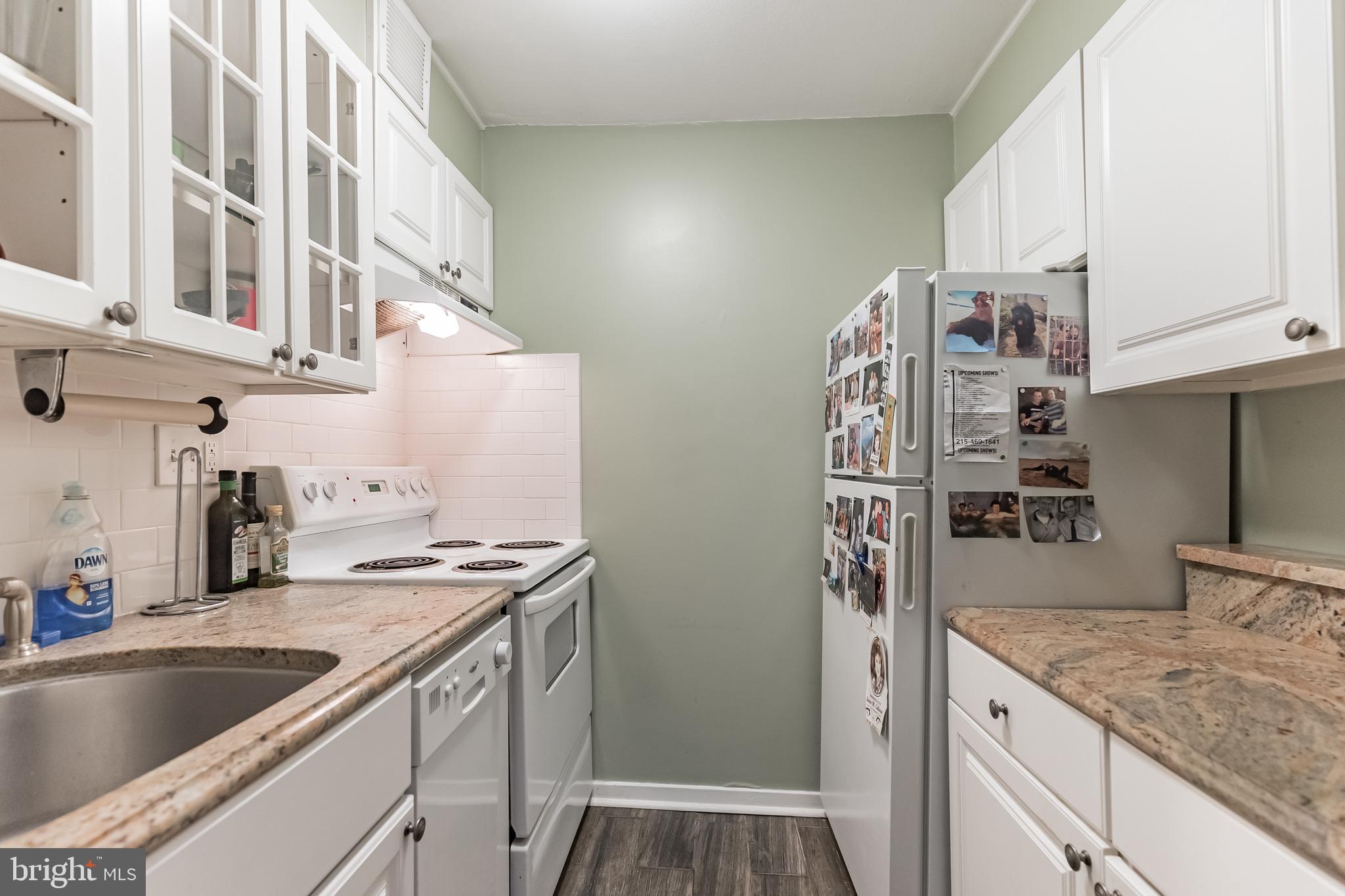 224 West Rittenhouse Square, Unit 1603 Philadelphia, PA 19103 - Photo 6 of 17