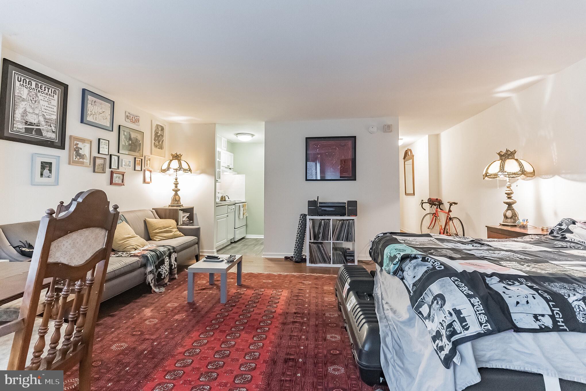 224 West Rittenhouse Square, Unit 1603 Philadelphia, PA 19103 - Photo 9 of 17