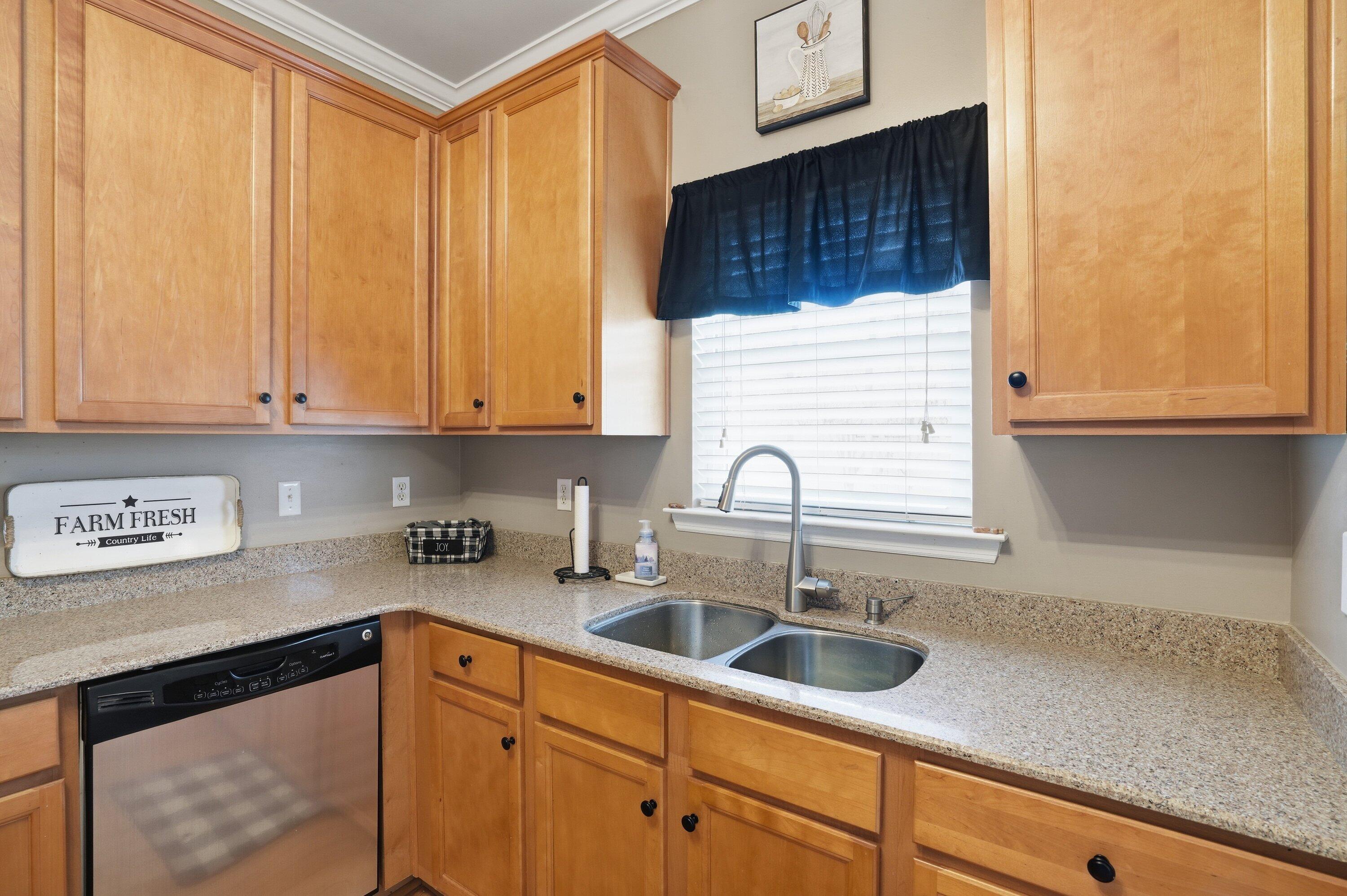 9657 South Carousel Circle Summerville, SC 29485 - Photo 14 of 51 023_DSC03219