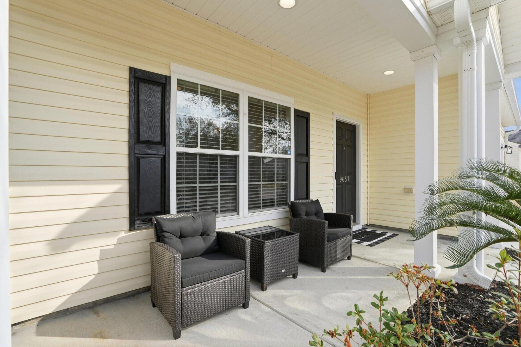 9657 South Carousel Circle Summerville, SC 29485 - Photo 5 of 51 043_DSC03282