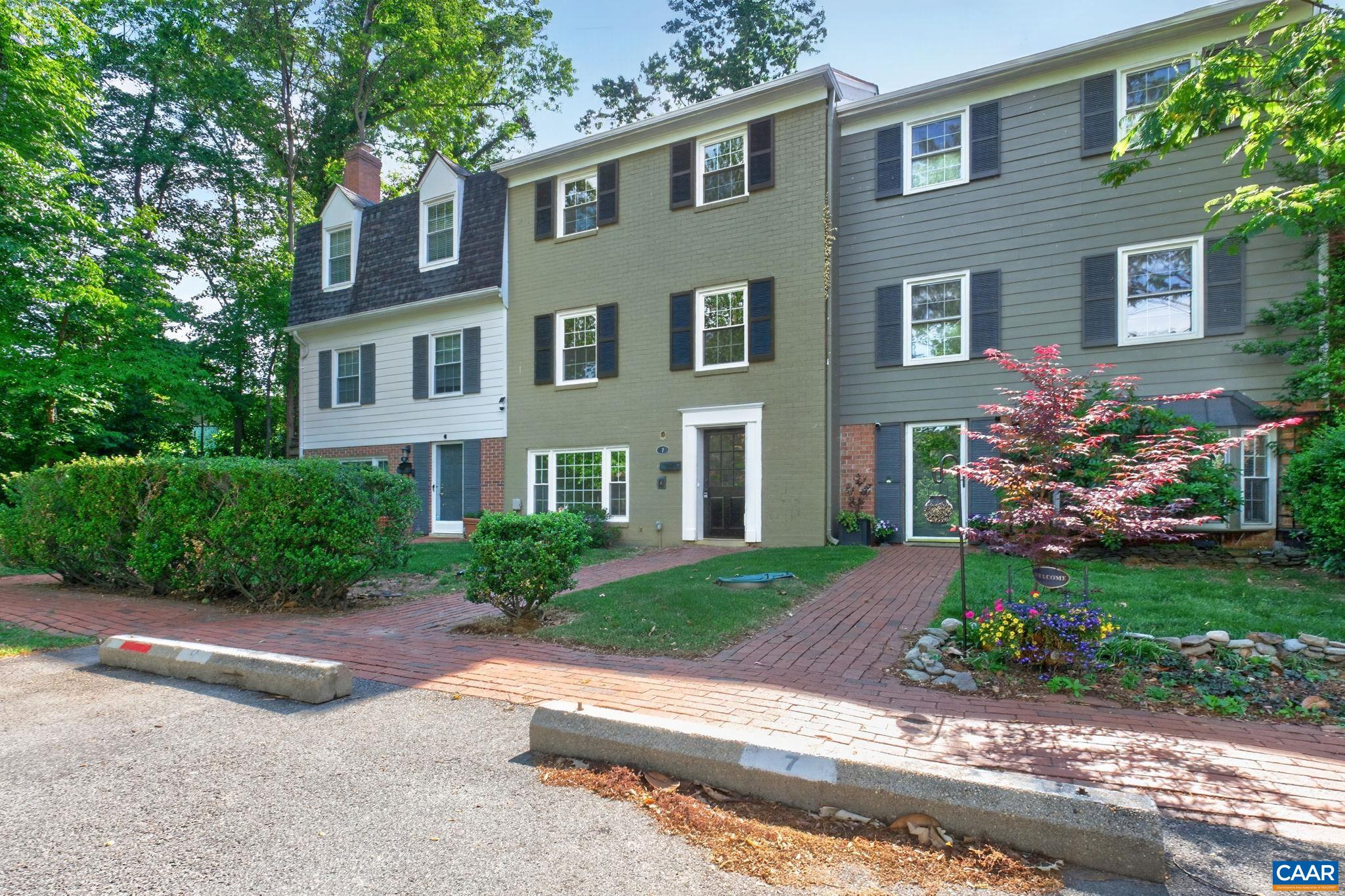7 Georgetown Green Charlottesville, VA 22901 - Photo 10 of 46