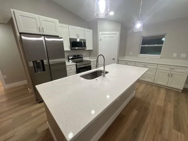 $1,750 | 1884 West Quaker Lane, Citrus Springs, FL 34434