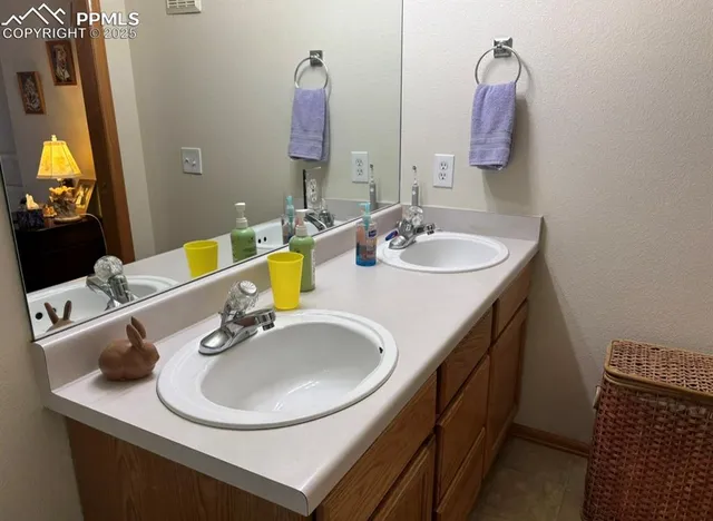 $270,500 | 4965 Universal Heights, Colorado Springs, CO 80916