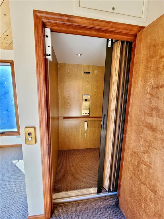 1828 Middle Road Glenshaw, PA 15116 - Photo 12 of 25 Gallery Image 12
