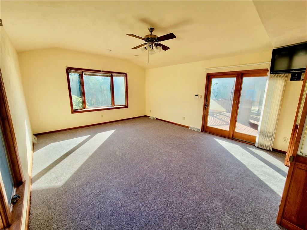 1828 Middle Road Glenshaw, PA 15116 - Photo 16 of 25 Gallery Image 16
