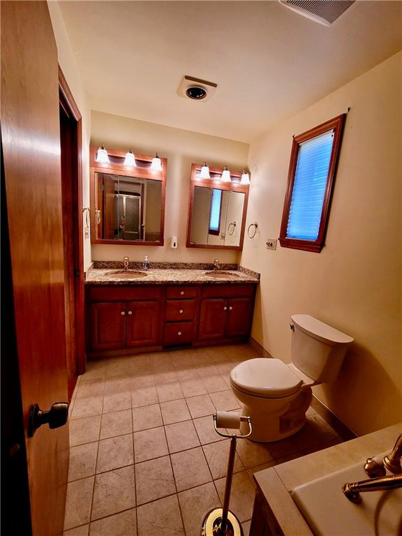 1828 Middle Road Glenshaw, PA 15116 - Photo 18 of 25 Gallery Image 18